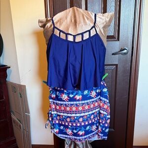 #58–NWOT Navy Blue Floral Bikini Set